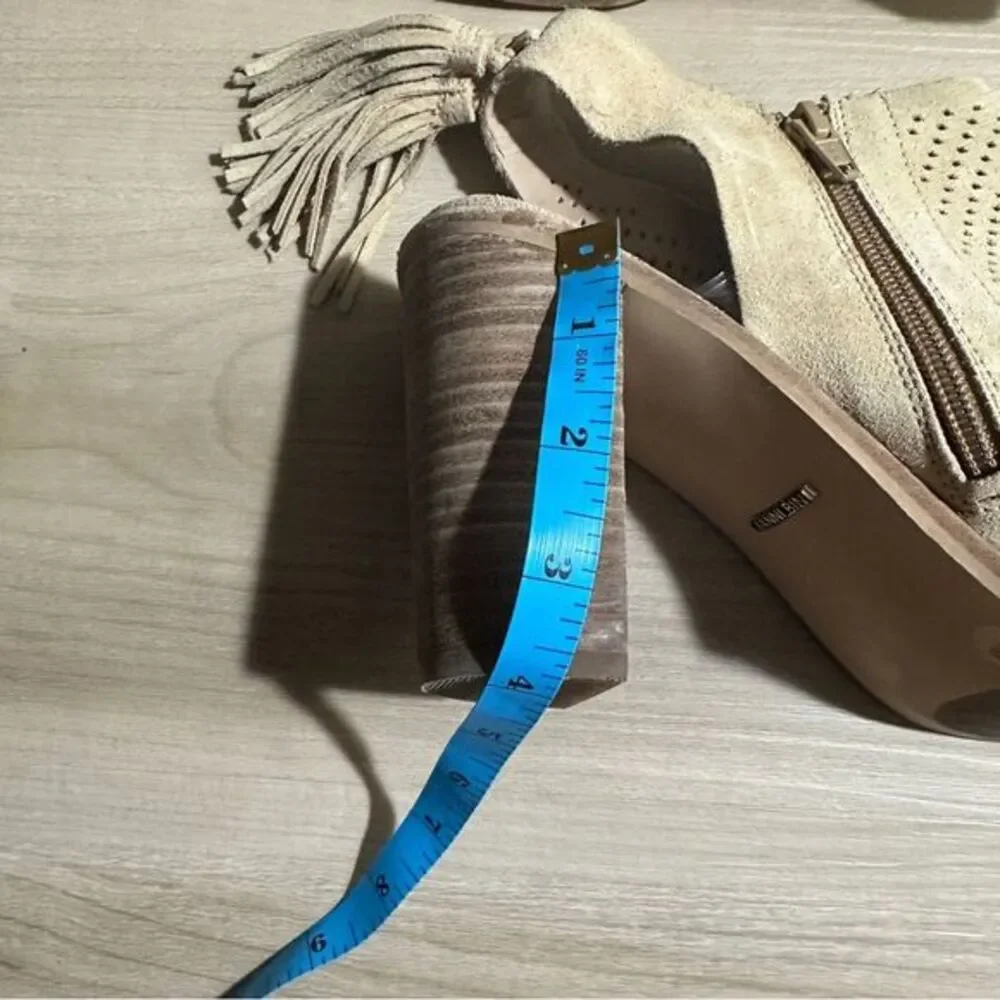 Gianni Bini Beige Women's Peep-Toe Suede Leather Summer Sandals US Size‎ 11